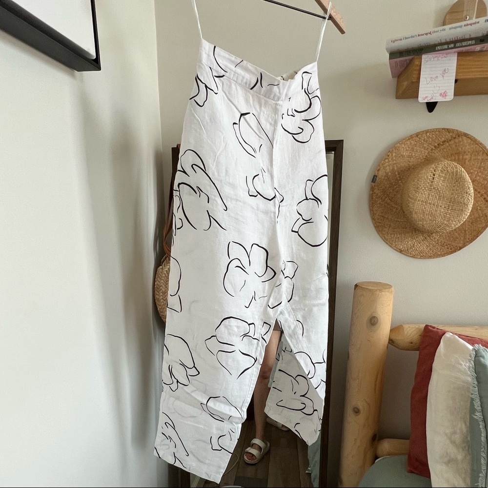 Gillia 100% linen - handmade - white and black floral crop pants